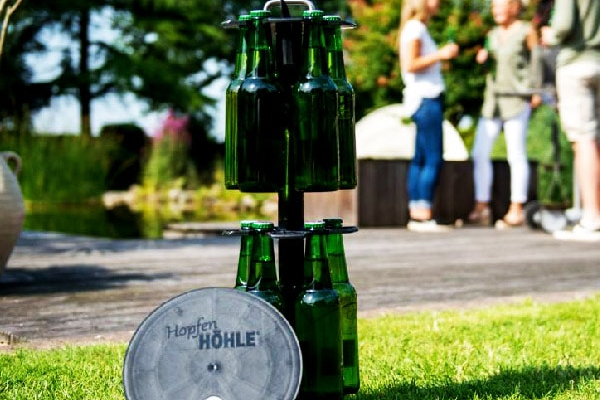 Bier frisch gekühlt direkt aus dem Garten