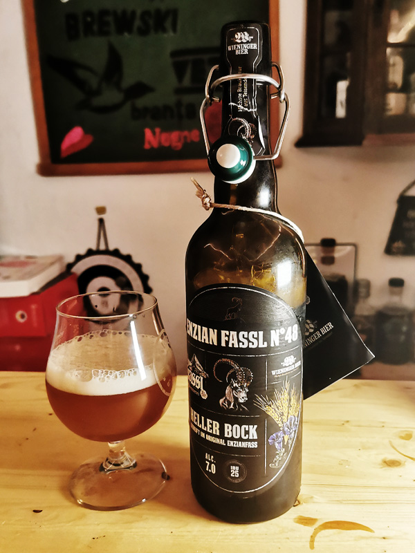 Enzian Fassl No48 - Heller Bock mit Enzian